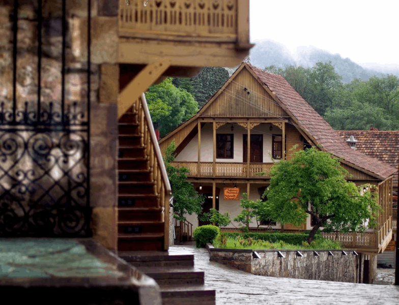 TUFENKIAN HOTELS IN REGIONS DILIJAN `` TUFENKIAN OLD DILIJAN COMPLEX``